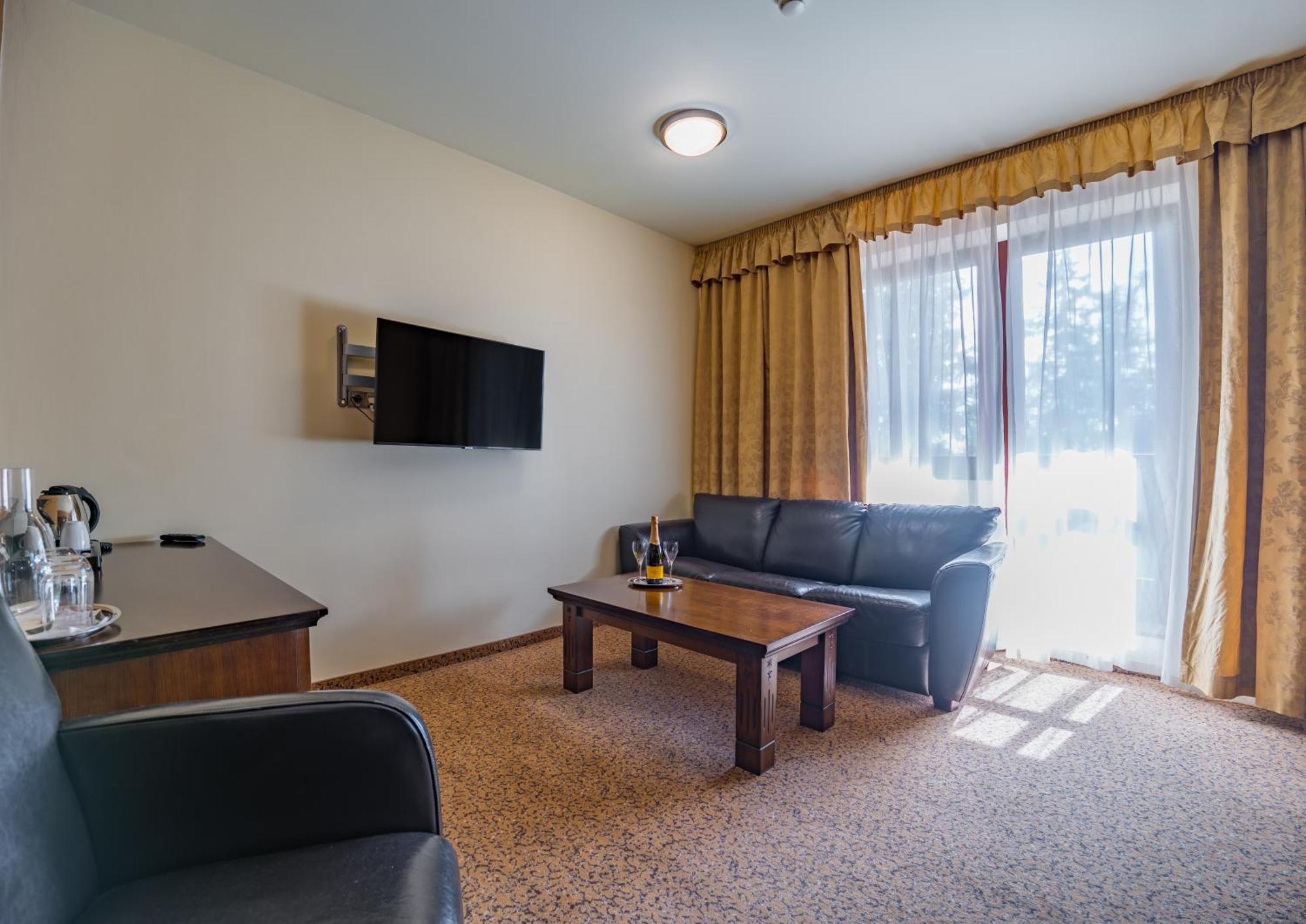 Štrbské Pleso Aplend Wellness Hotel Borovica מראה חיצוני תמונה