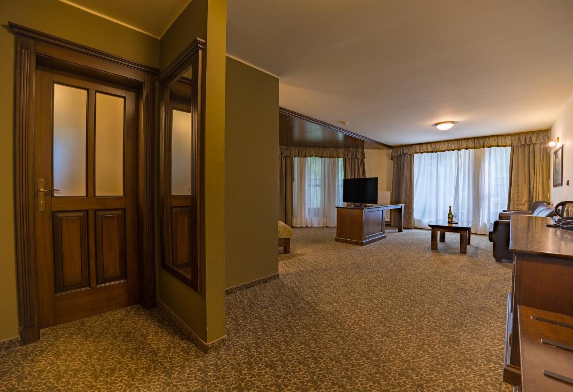 Štrbské Pleso Aplend Wellness Hotel Borovica מראה חיצוני תמונה