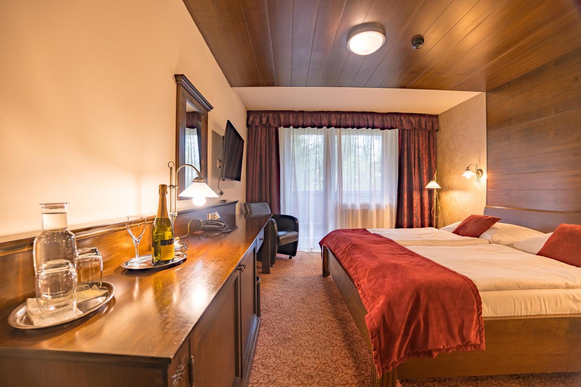 Štrbské Pleso Aplend Wellness Hotel Borovica מראה חיצוני תמונה